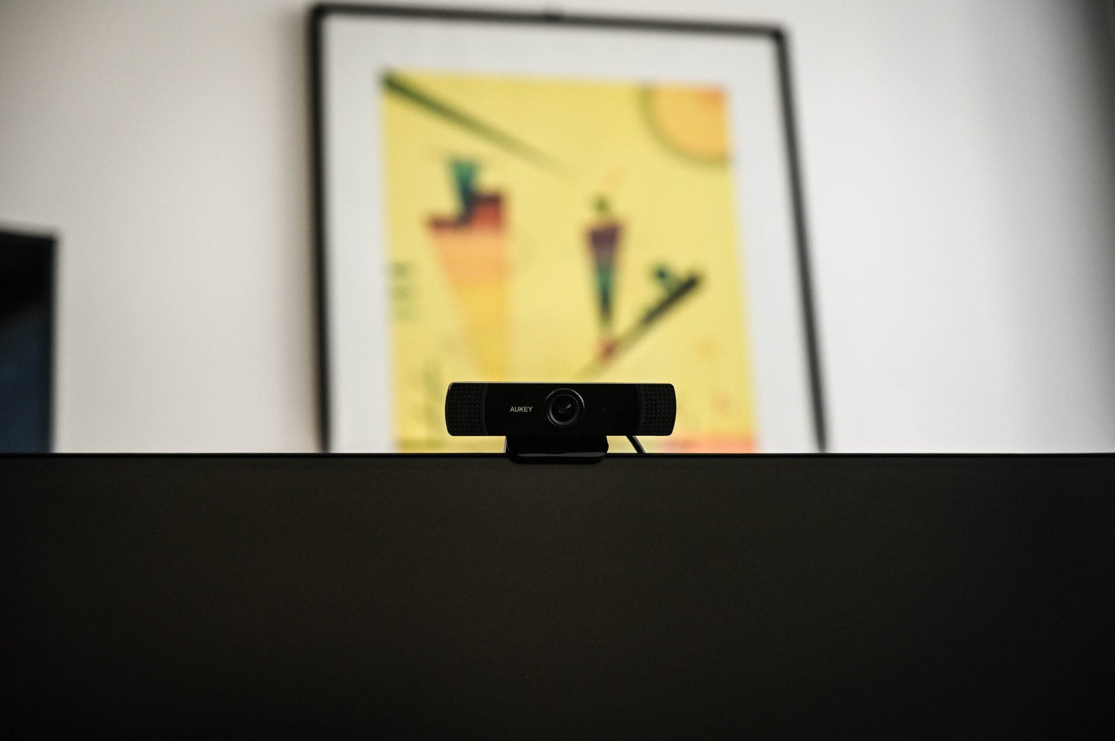 a black video camera sitting on top of a table